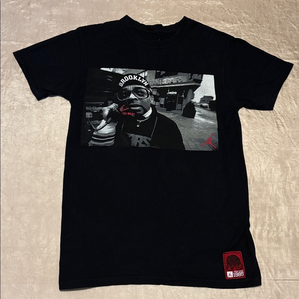 Air Jordan Spike Lee “Yes Mars” Shirt Size Medium